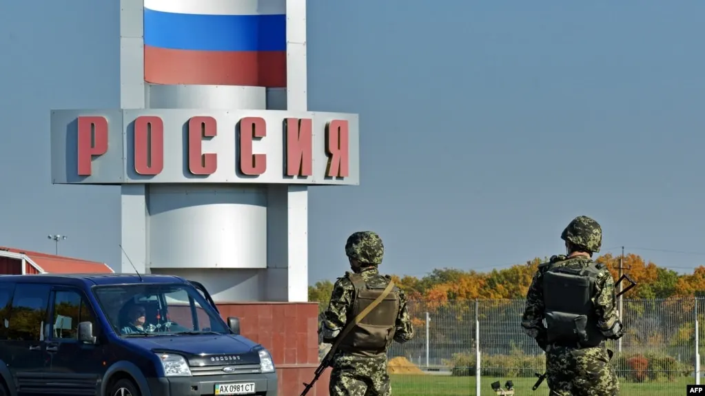 МВД подготовило поправки, которые позволят отказывать в выдаче иностранцам и лицам без гражданства, получившим в России любой вид убежища, даже при наличии международного розыска.