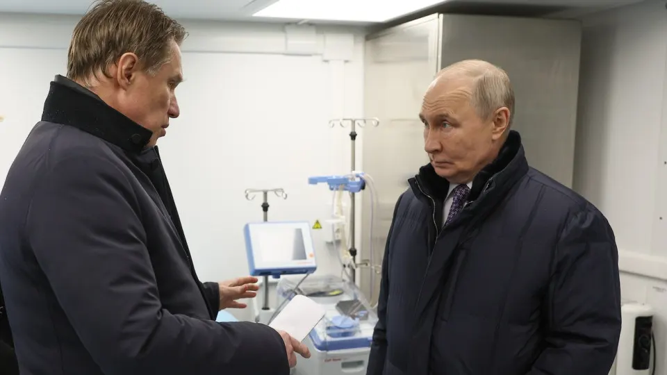 Президент потребовал увеличить охват репродуктивных обследований для мужчин и женщин на фоне многолетнего падения рождаемости и демографического спада в стране.
