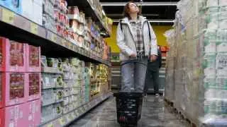 Глава военной разведки Швеции Томас Нильссон считает, что российские власти занижают показатели инфляции и дефицита бюджета, скрывая масштаб экономических проблем на фоне санкций и расходов на войну.