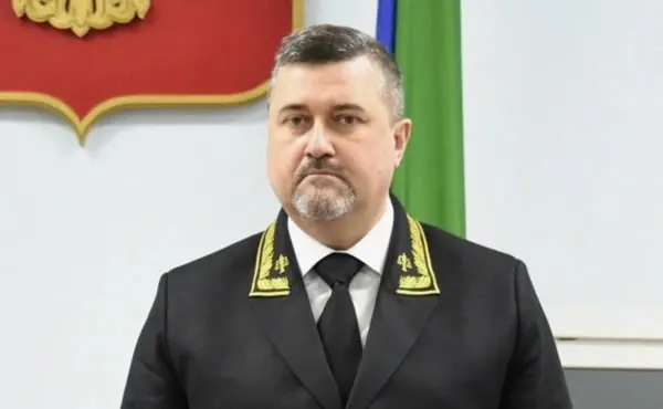 Фёдор Щукин перестал исполнять обязанности председателя Верховного суда Дагестана в связи с уходом в почётную отставку. Ранее его называли возможным кандидатом на пост главы республики, кандидатуру поддержал президент.