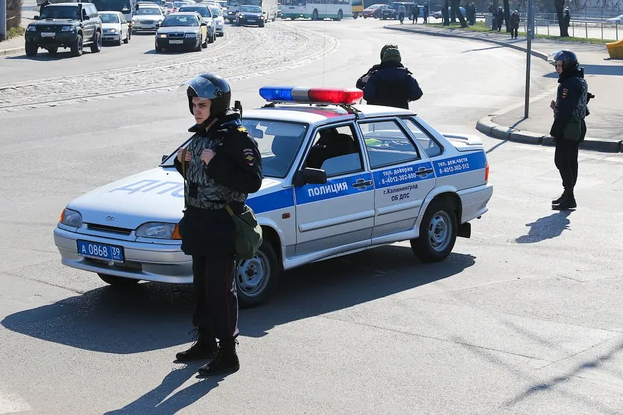Региональный бюджет признан дотационным — дополнительных выплат сотрудникам полиции не будет, сообщили в ответе на депутатский запрос.