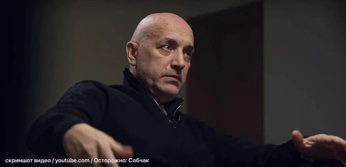 Представитель писателя подтвердил, что он принял предложение о работе в Петербурге; конкретные детали пока не сообщают.