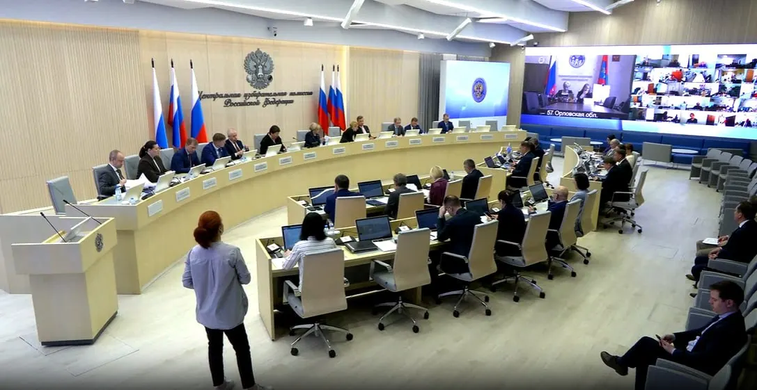 На заседании Центральной избирательной комиссии приняли кадровые решения, передали мандат экс‑губернатору Брянской области и изменили порядок публикации данных и информирования избирателей на выборах в Госдуму.