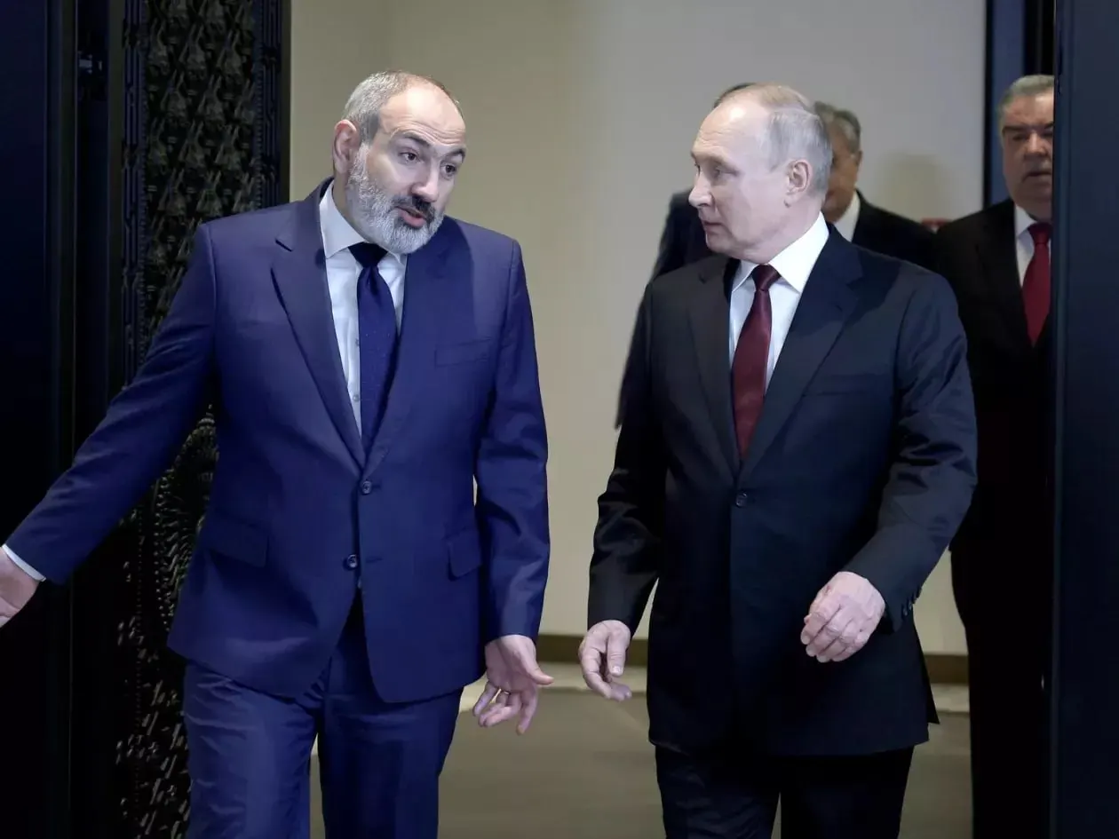 Премьер-министр Армении Никол Пашинян заявил, что Ереван не намерен вступать в антироссийские санкции Евросоюза, но и не будет предпринимать шагов по их обходу.