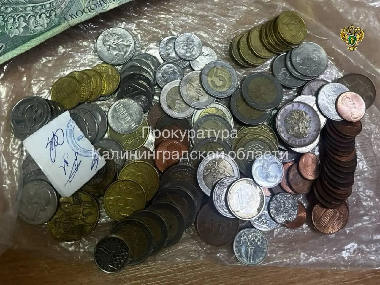 Суд признал мужчину виновным в краже из частного дома на улице Берлинской: ущерб оценили свыше 25 млн рублей, обвиняемому назначили пять лет колонии и взыскание в пользу потерпевшего.