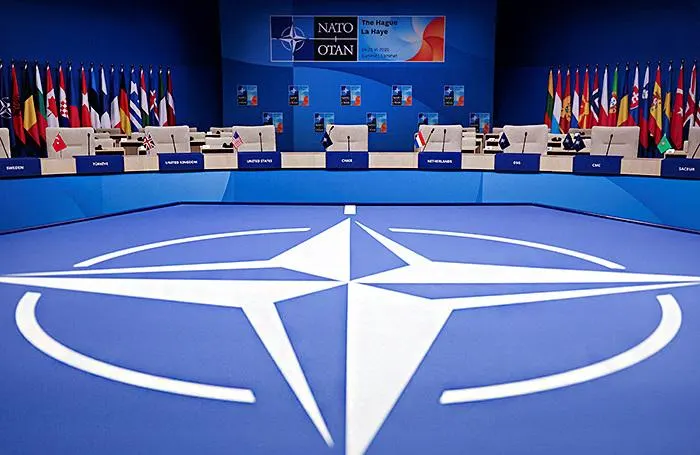Министр иностранных дел Литвы прокомментировал угрозы ударами по Калининграду, заявив о готовности и решимости.