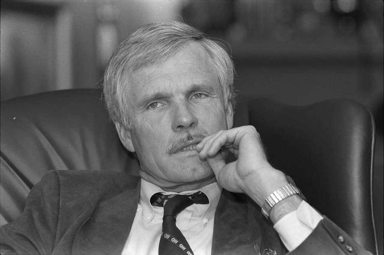 Тед Тернер ушёл из жизни в 87 лет. Он основал CNN, инициировал Игры доброй воли, в том числе проходившие в Петербурге, и в 1991 году был признан журналом Time Человеком года.