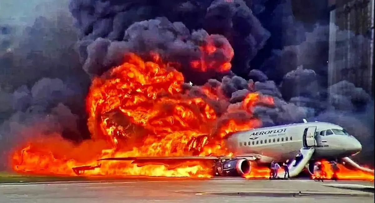 5 мая 2019 года при посадке в Шереметьево разбился самолёт SSJ‑100: погибли 41 человек, в том числе 26 — жители Мурманской области. Суд назначил пилоту Денису Евдокимову шесть лет колонии‑поселения за нарушение правил безопасности.