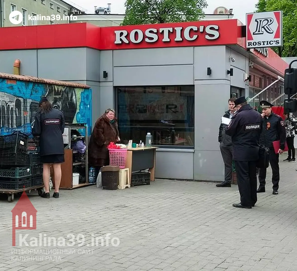8 мая у Северного вокзала полицейские в количестве семи человек окончательно убрали с площади предпринимательницу Людмилу Соловьёву; женщине стало плохо, за её собаками приняли заботу волонтёры.