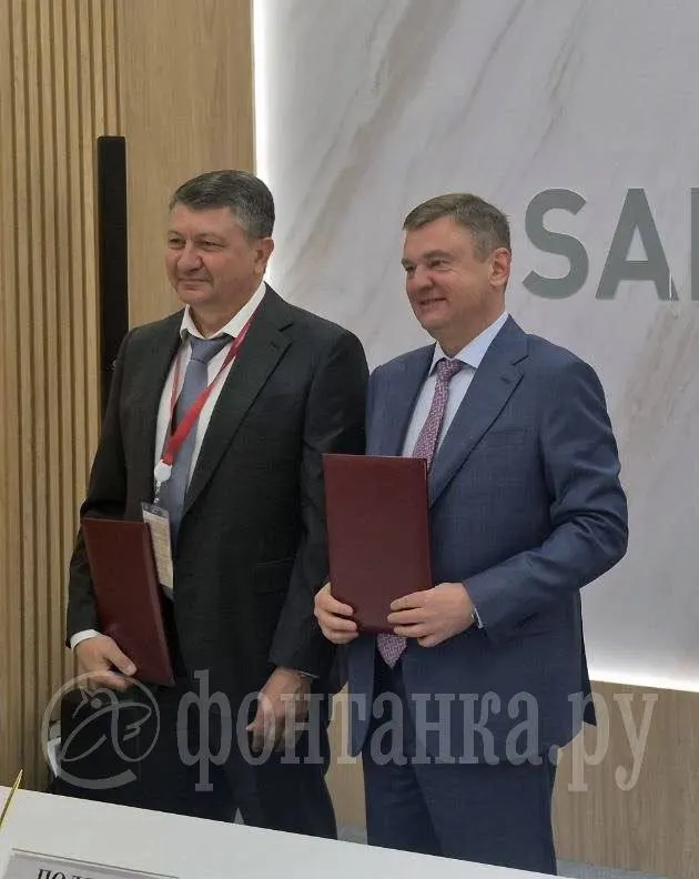 На ПМЭФ Петербургский нефтяной терминал заключил соглашение о модернизации. Присутствовавших журналистов вскоре вывели с мероприятия, а руководство отказалось от комментариев.