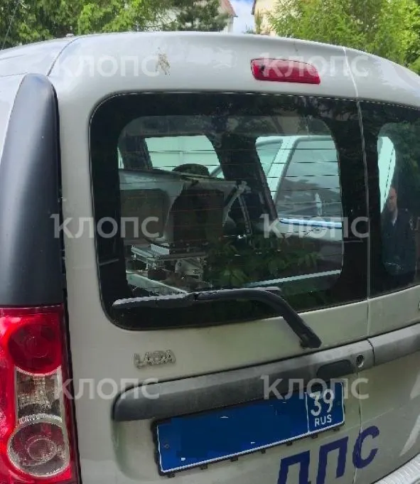 Комплексы, устанавливаемые в служебных автомобилях, распознают номера и тип транспорта, фиксируют широкий набор нарушений и передают данные в режиме реального времени.