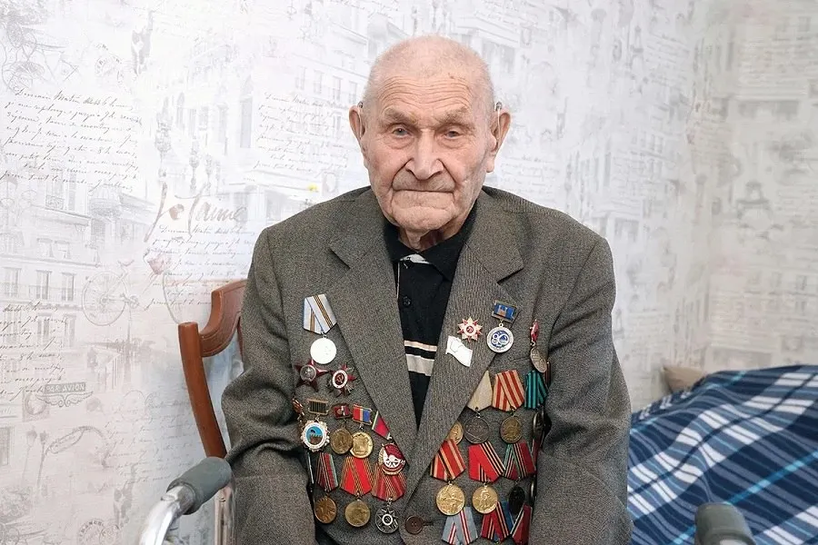4 июня ушёл из жизни почётный гражданин Калининграда и Черняховска, участник Великой Отечественной войны Зия Салихович Салихов. Он защищал Москву, участвовал в Восточно‑Прусской операции и долгие годы работал в послевоенном Черняховске.