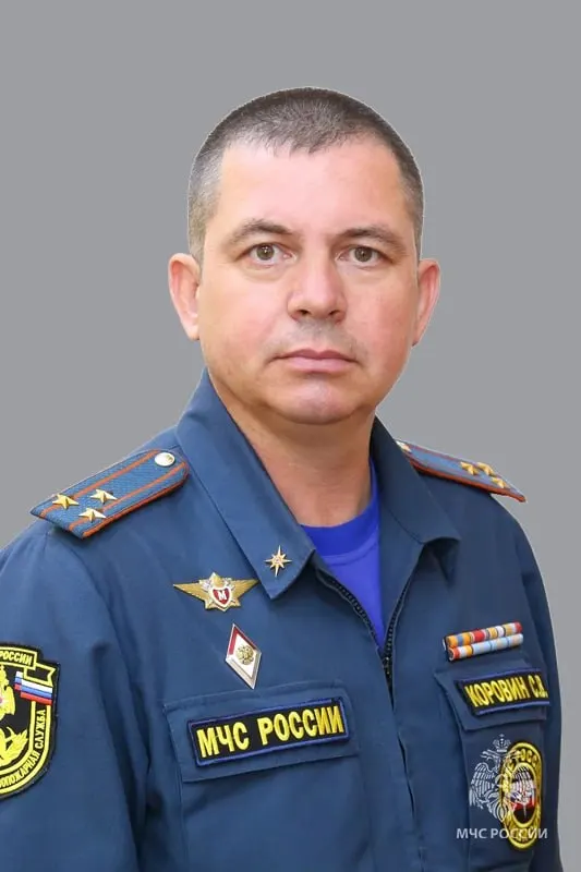 Полковник внутренней службы Сергей Коровин назначен начальником управления МЧС по Забайкальскому краю указом президента от 3 июня. У него более 25 лет службы, опыт ликвидации крупных пожаров и паводков и множество ведомственных наград.