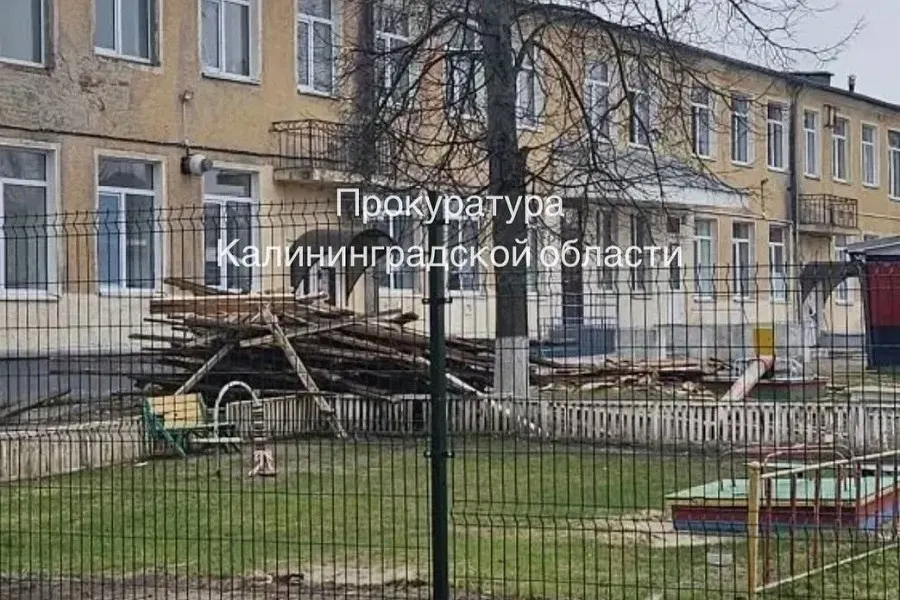 Прокуратура установила, что в апреле в МАДОУ «Детский сад №5» проводились ремонтные работы в присутствии детей; учреждение оштрафовано на 30 тысяч рублей.