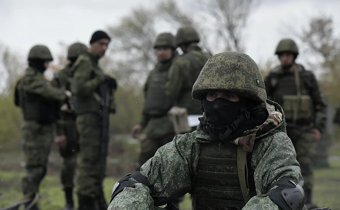 Собеседники из числа бывших чиновников, военных и разведчиков отмечают, что Россия уступает Украине в ряде военных технологий и в тактике. По их словам, без значительной мобилизации экономических, людских и промышленных ресурсов шансы на успех могут серьёзно сократиться.
