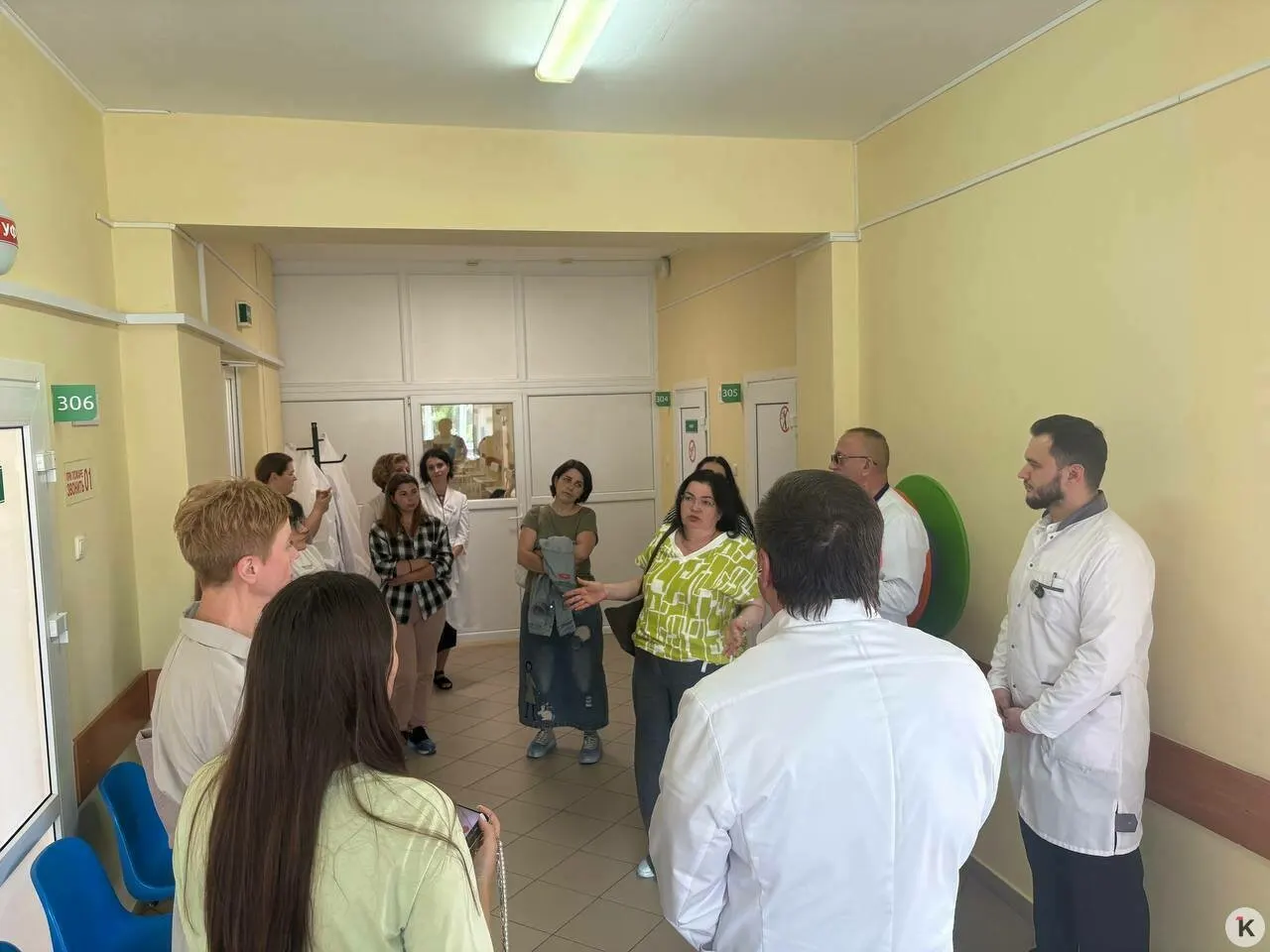 В Калининградской области зарегистрированы 28 детей с муковисцидозом. В новом амбулаторном центре организованы индивидуальные приёмы, работают пульмонолог и гастроэнтеролог, установлены рециркуляторы и продумана логистика, чтобы пациенты не пересекались.