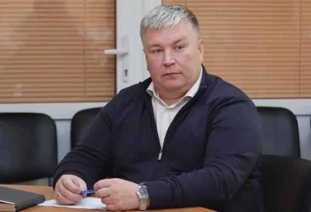 Александр Латышев покидает пост заместителя главы Северодвинска по городскому хозяйству. Он занимал должность с апреля 2023 года; родился в 1981 году в селе Конёво Плесецкого района Архангельской области.
