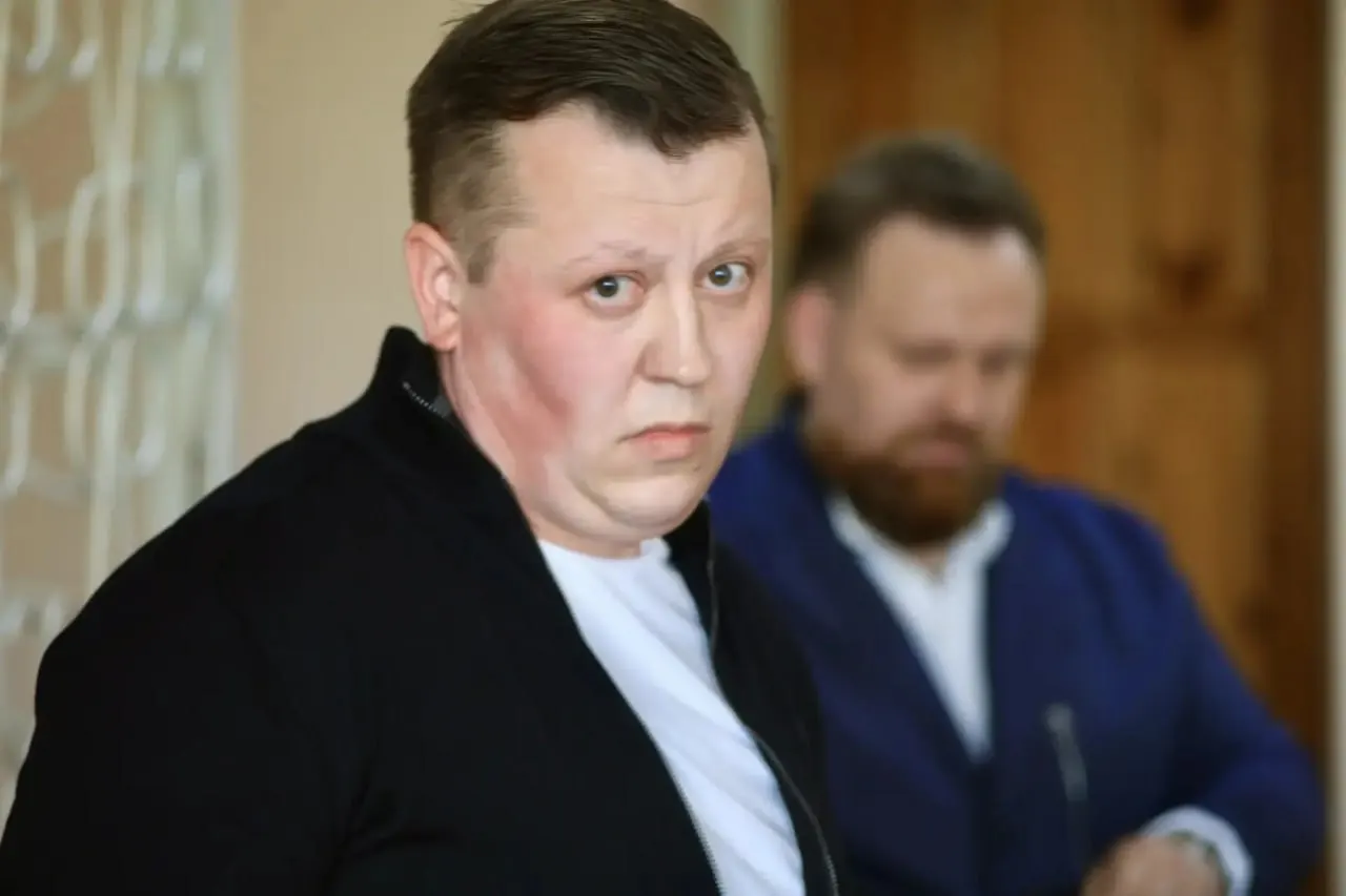 Суд в Чите признал Алексея Головинкина виновным в злоупотреблении должностными полномочиями при реализации программы газификации: похищено более 115 млн рублей, гражданский иск оставлен без рассмотрения, ему назначено наказание и запрет на госдолжности.