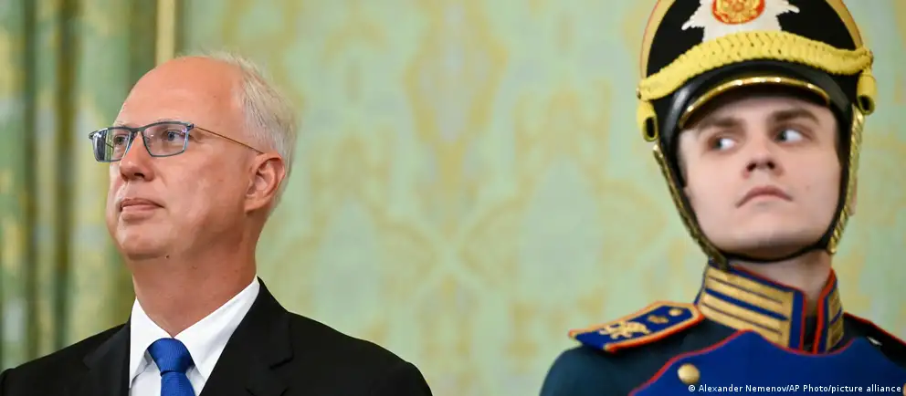 Глава РФПИ и спецпредставитель президента РФ Кирилл Дмитриев сообщил, что 3 июня говорил по телефону со спецпосланником президента США и с Джаредом Кушнером; он ожидает «еще более активных шагов» в рамках диалога.