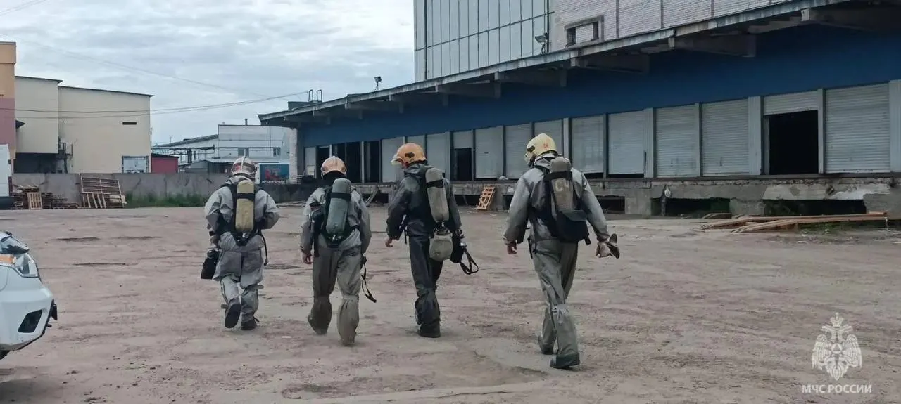 В Архангельске произошла разгерметизация трубопровода с аммиаком — угрозы для населения нет, пострадавших не зафиксировано.