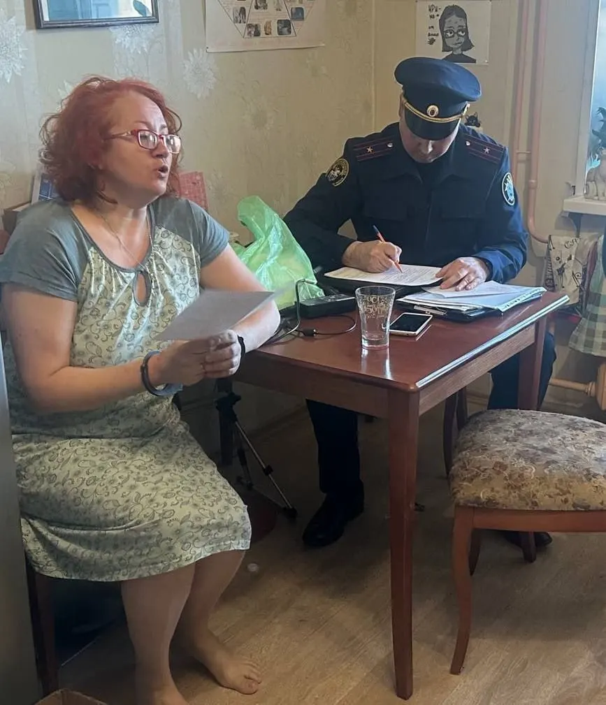 Коряжемский суд продлил арест Ирины Печенкиной по делу об участии в «Гражданах СССР». По версии следствия, поводом для дела стали публикации в соцсетях и показания сотрудницы полиции и представительницы мэрии Коряжмы.
