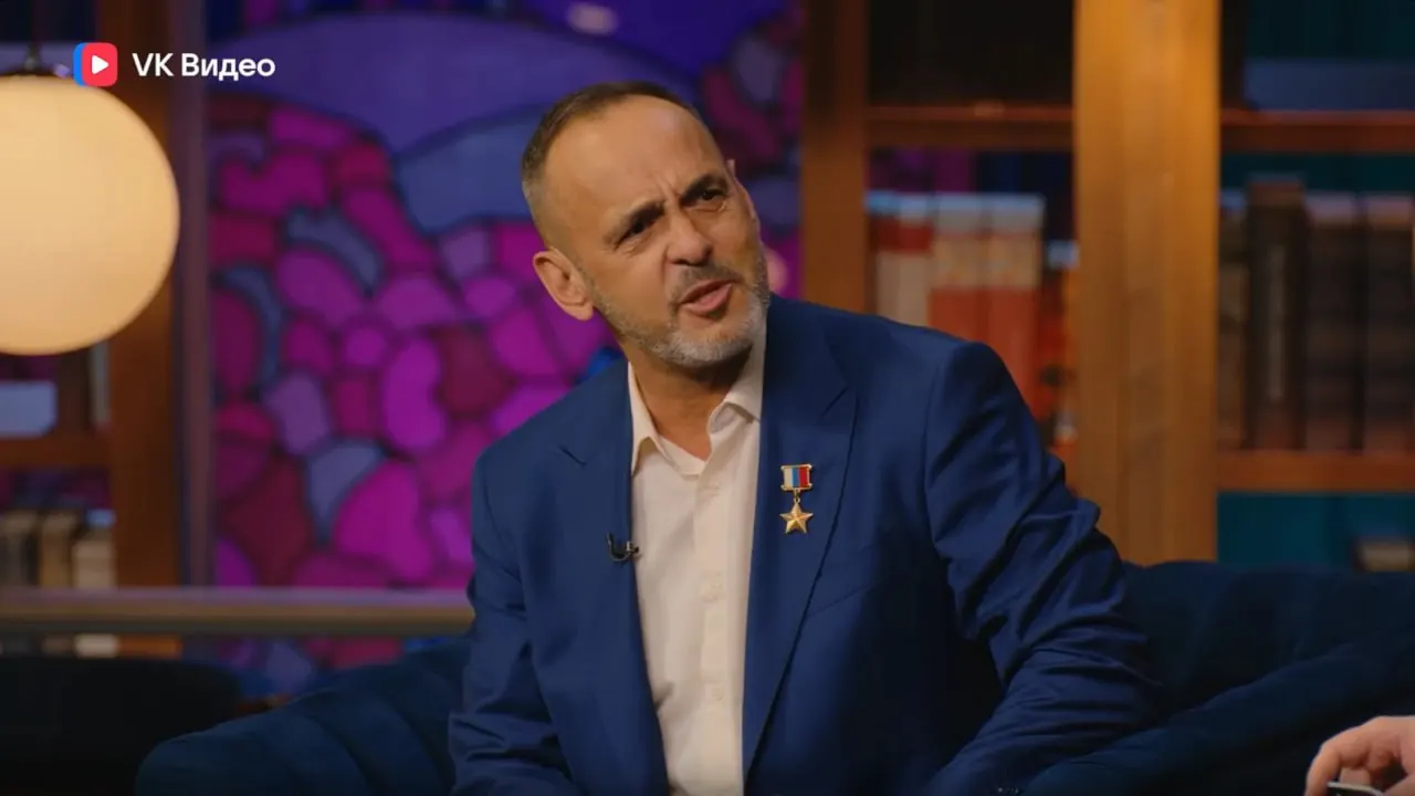 Лётчик-испытатель рассказал о порядке испытаний: сначала — моделирование, затем полёты в условиях обледенения для проверки характеристик самолёта.