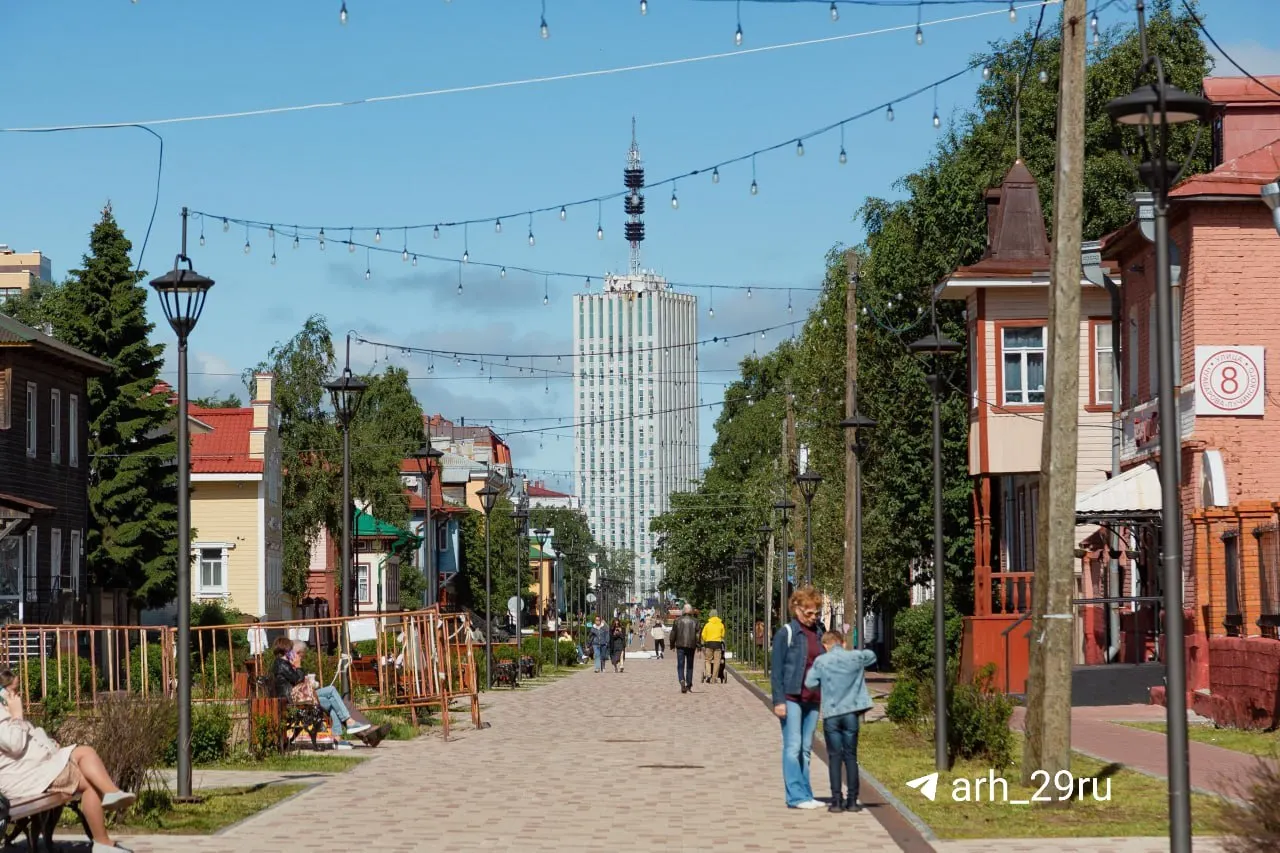 Краткий прогноз для Архангельска на сегодня: температура около +24°, переменная облачность с прояснениями.