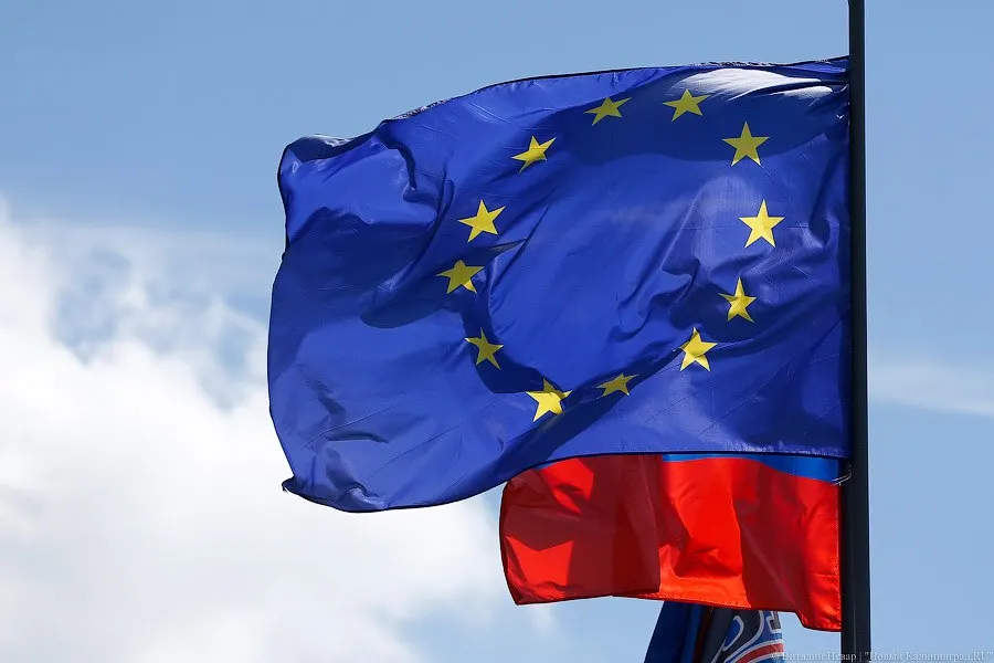 По словам посла по особым поручениям, в Евросоюзе российским творцам ставят условие публичного осуждения действий властей для возможности продолжать работу. Заявление прозвучало на круглом столе в Калининграде.