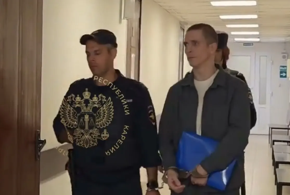 Суд оставил под стражей 41‑летнего обвиняемого в убийстве супругов в квартире на улице Зайцева. Тела пожилых людей нашли 2 апреля.