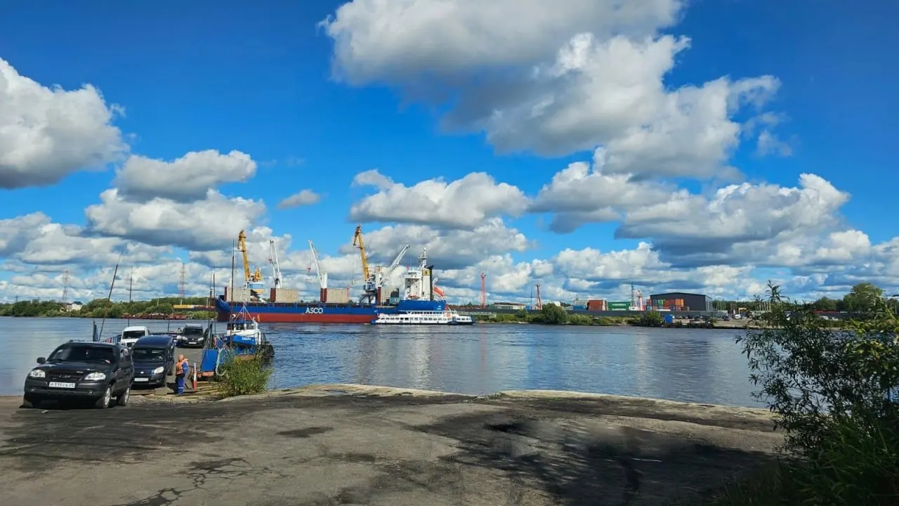 Островитяне, дачники и отдыхающие теперь получают воду с центральных очистных сооружений. Работы обошлись свыше 30 млн рублей; финансирование поделили областной бюджет и МУП «Водоочистка».