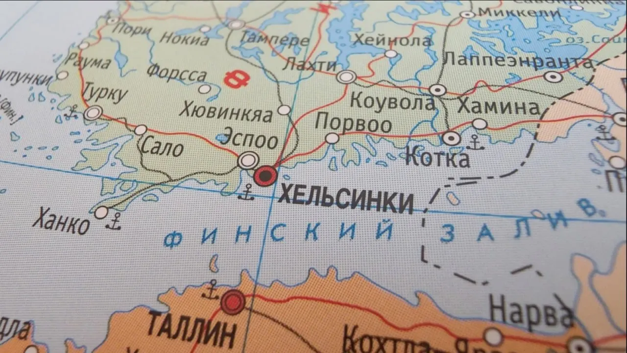 Россия с 1 июля в восемь раз подняла железнодорожные пошлины на отправления в Финляндию — поставки удобрений могут стать убыточными и остановиться в ближайшие недели, что усилит трудности финского сельского хозяйства.