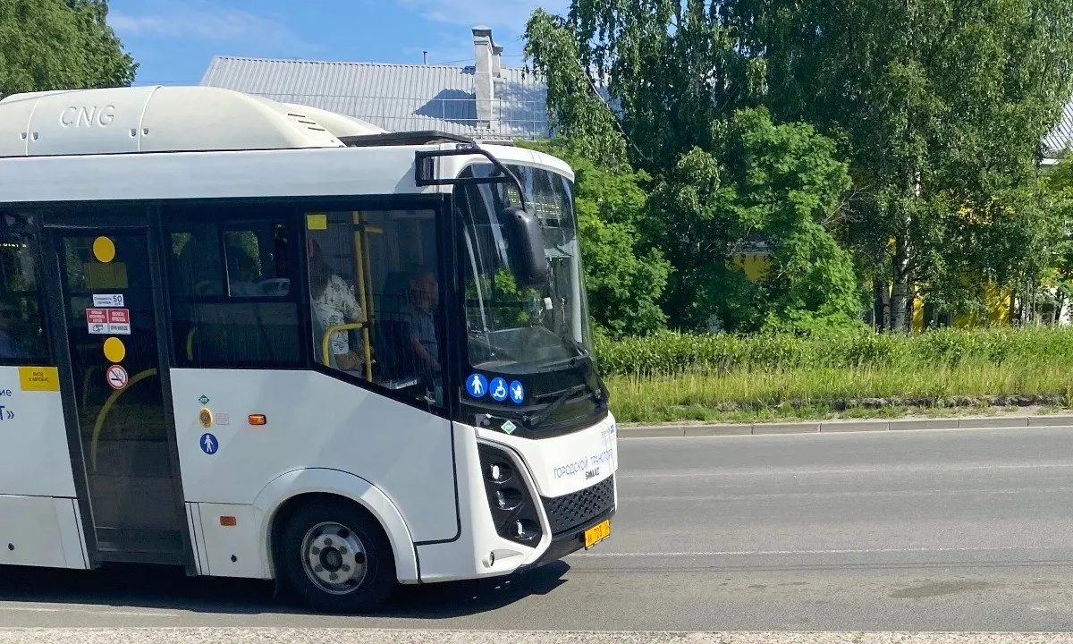 С 12 августа в Петрозаводске изменят схему движения автобусов: часть маршрутов сохранится, несколько отменят, а весь автобусный поток будет объезжать Лобановский мост.
