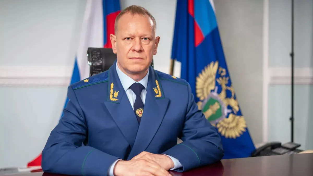 Президент направил в Совет Федерации кандидатуру Николая Рябова; консультации по назначению прокуроров в 11 регионах запланированы на 16 июля.