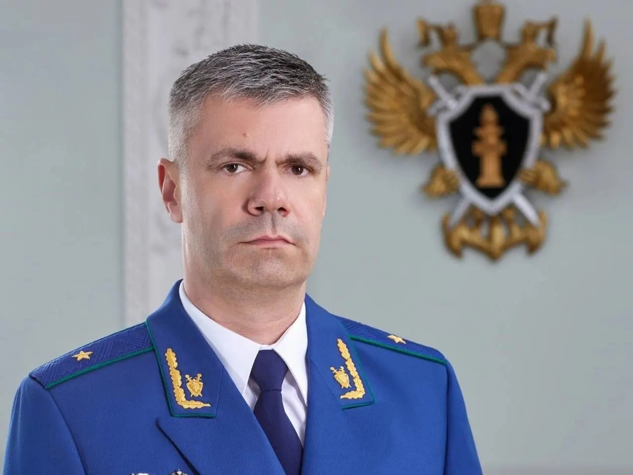 Президент направил в Совет Федерации представление о назначении 46-летнего первого зампрокурора Санкт-Петербурга Виктора Винецкого на пост прокурора Краснодарского края; официального назначения пока нет.
