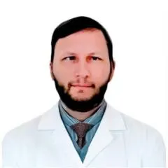 Экс-невролог Михаил Фетисов утверждает, что оперативник подделал результаты предыдущего медосвидетельствования, что послужило основанием для ареста. Защита документально подтвердила у него хронические сердечную и дыхательную недостаточности после перенесённого COVID‑19; сейчас он госпитализирован в больнице при СИЗО.