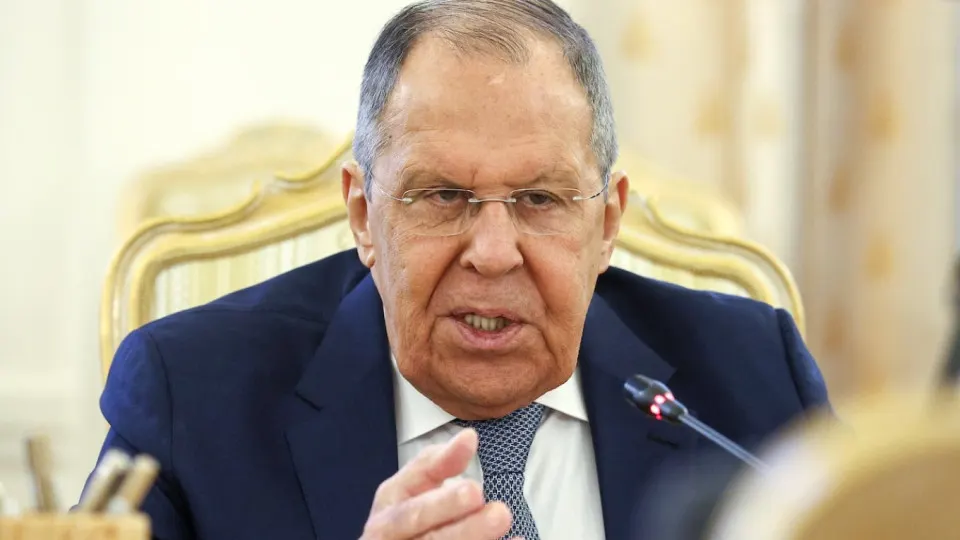 Глава МИД Сергей Лавров заявил, что Москва будет добиваться целей, поставленных Владимиром Путиным в июне 2024 года, и обвинил Запад в отказе от договорённостей и переходе к ультиматумам.