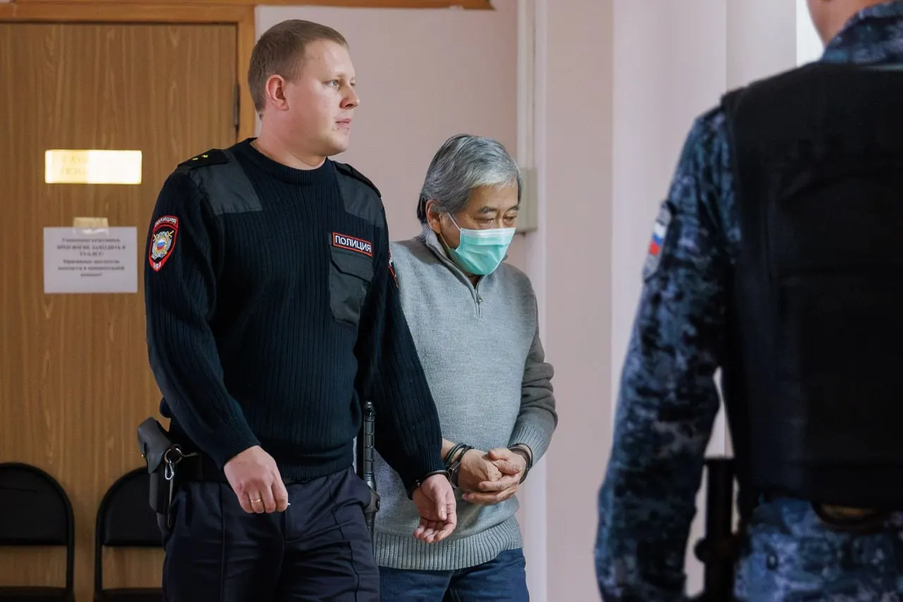 Материалы уголовного дела Александра Пака, приговорённого за убийство многодетной матери Екатерины Буравлевой, поступили в Верховный суд; дело передано третьему составу уголовной коллегии.