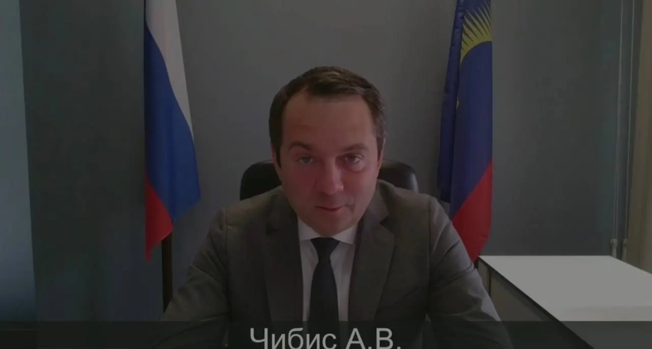 Глава региона призвал компании и государственные учреждения обеспечить родителям школьников возможность приходить на работу с задержкой и с гибким графиком в начале учебного года.