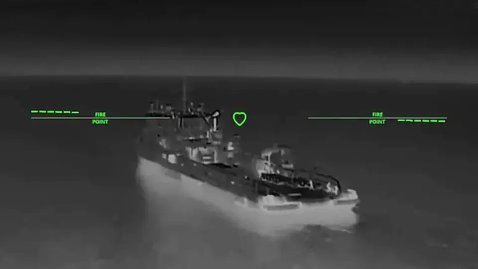 Атаки беспилотников и морские атаки усложняют экспорт и импорт через Черное море, вызывая задержки в маршрутах и риски для ключевых транспортных коридоров.