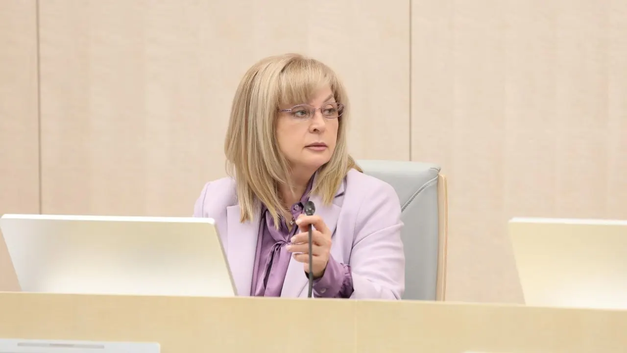 ЦИК утвердила регламент, приняла кадровые решения и обсудила новые меры по подсчету итогов голосования, а также пригласила наблюдателей.