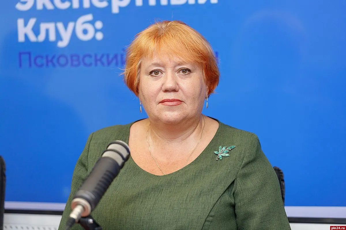 ТИК аннулировала регистрацию кандидата от «Яблоко» в Законодательное собрание Псковской области; суд назначил штраф за публикацию экстремистской символики.