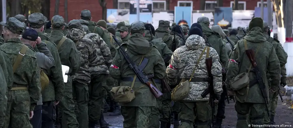 Юрист, помогающий отказаться от призыва, объясняет эффективные способы защиты, распространённые ошибки и меры безопасности.