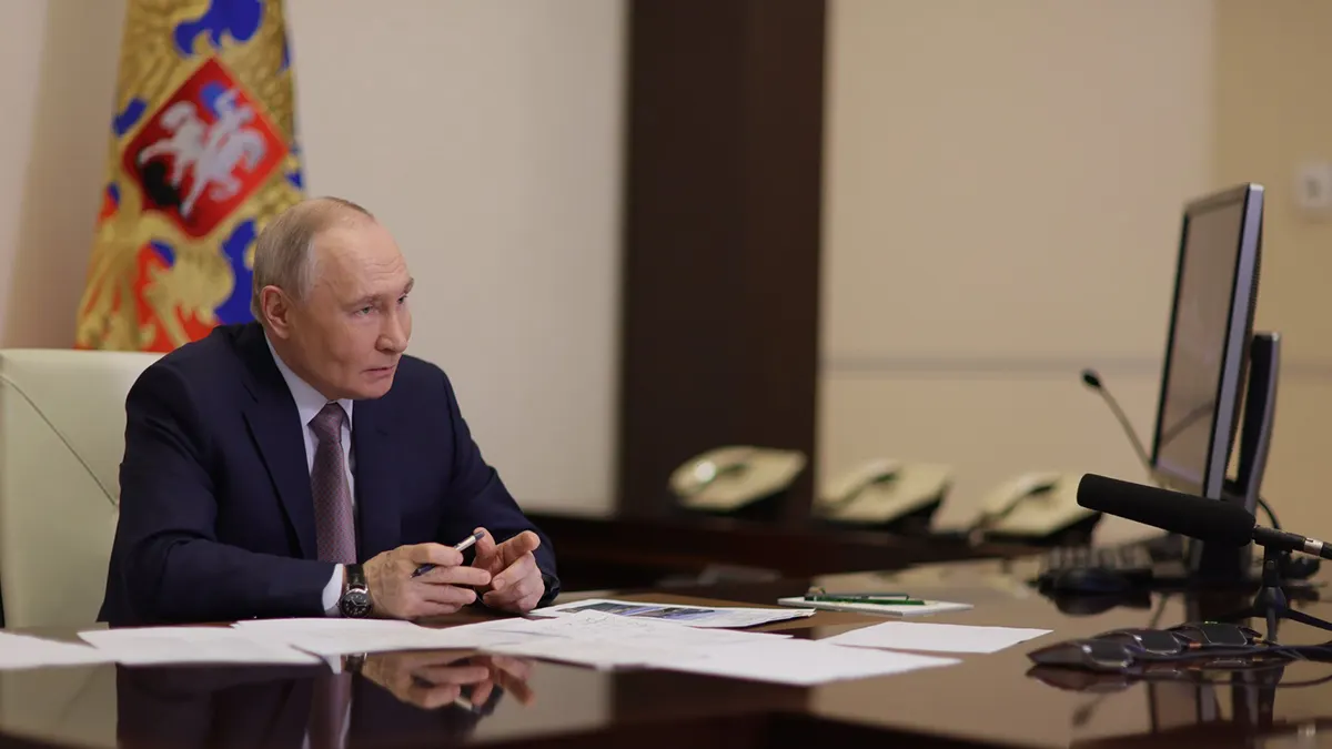 Указ предусматривает возможность введения внешнего управления над объектами критической инфраструктуры при отсутствии достаточных мер по их обеспечению безопасности.