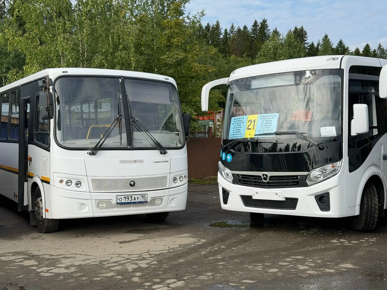 Снизят тариф до 40 рублей и объявлены два новых автобусных маршрута в Петрозаводске, запуск планируется с 12 августа.