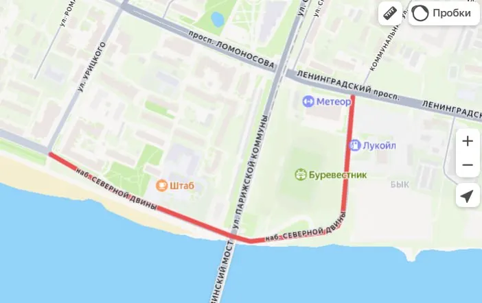 Из-за работ по ограждению набережной в Архангельске изменяются автобусные схемы движения и вводятся новые остановки на отдельных участках маршрутов.