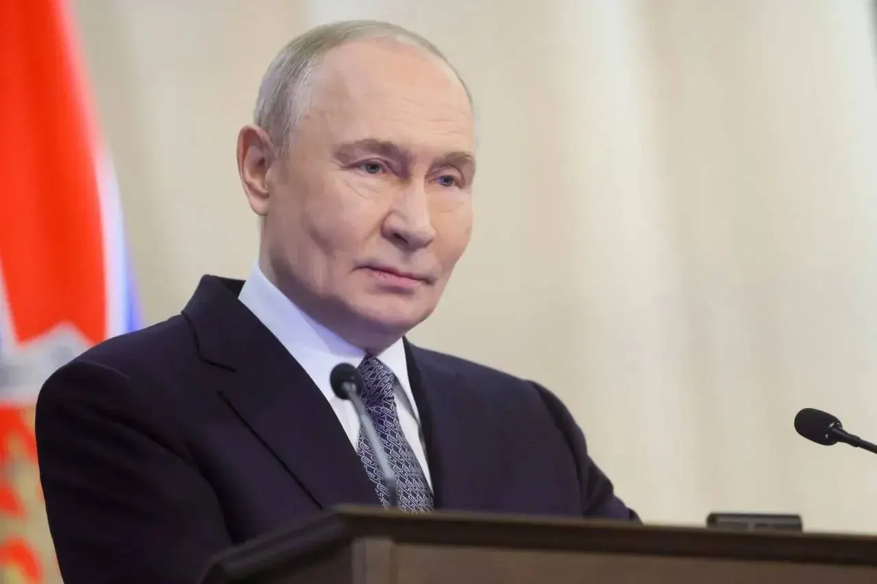 Президент направил поздравления личному составу и ветеранам Воздушно‑десантных войск, отметив их решительность и героизм в ходе специальной военной операции и выразив уверенность в дальнейшем вкладе в обороноспособность страны.