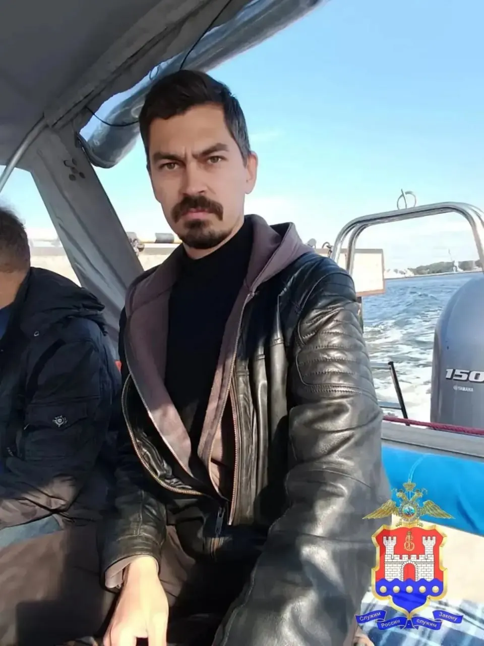 38-летний мужчина пропал в Калининграде. Последний раз выходил на связь 30 июля; приметы: рост около 187–190 см, худощавое телосложение, темные волосы, зелёные глаза.