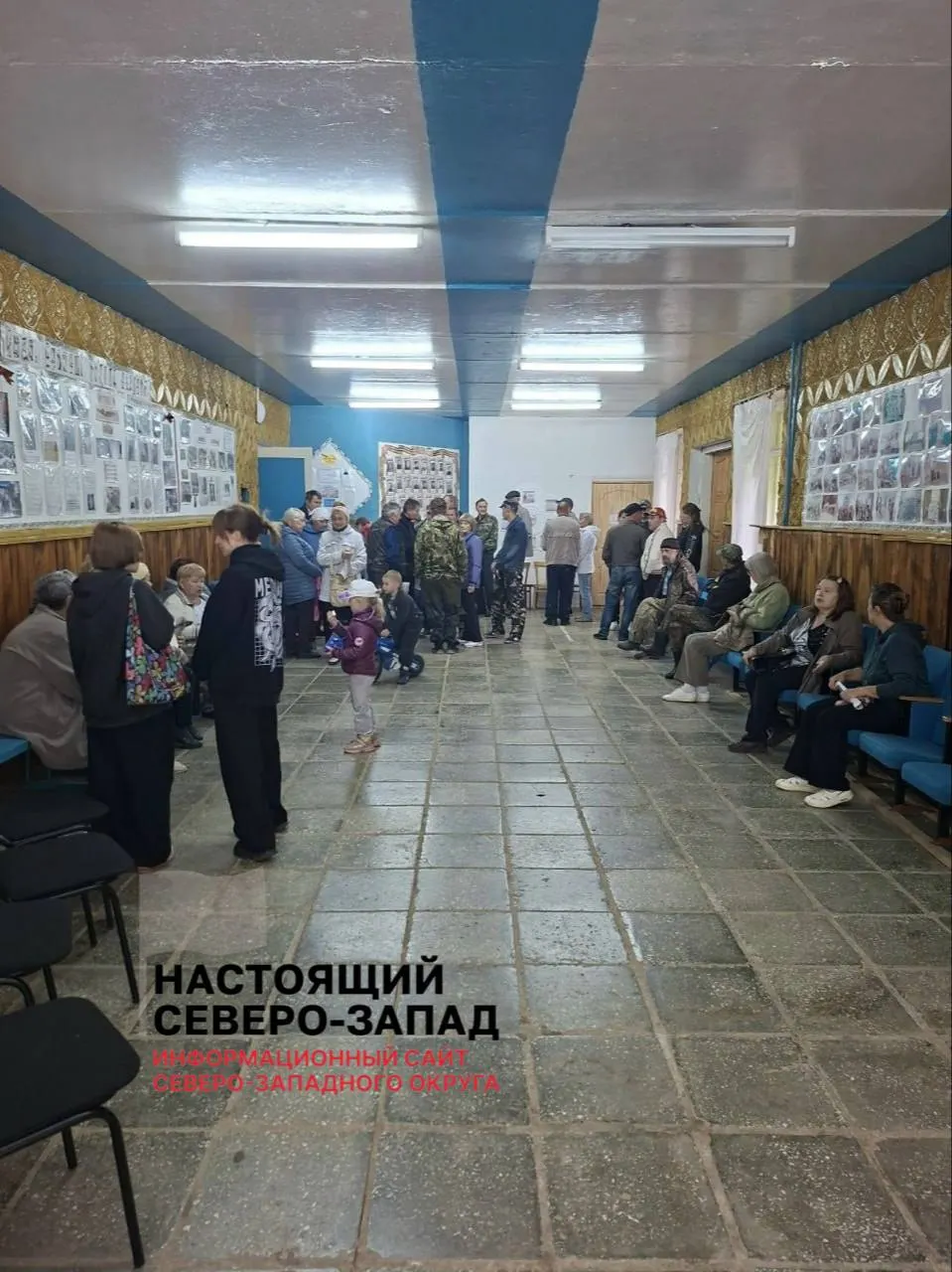 Около 70 жителей вышли к месту рубок, чтобы зафиксировать масштабы уничтожения, собирая подписи: уже 380 человек требуют остановить работы и защитить уникальную экосистему востока Вологодской области.