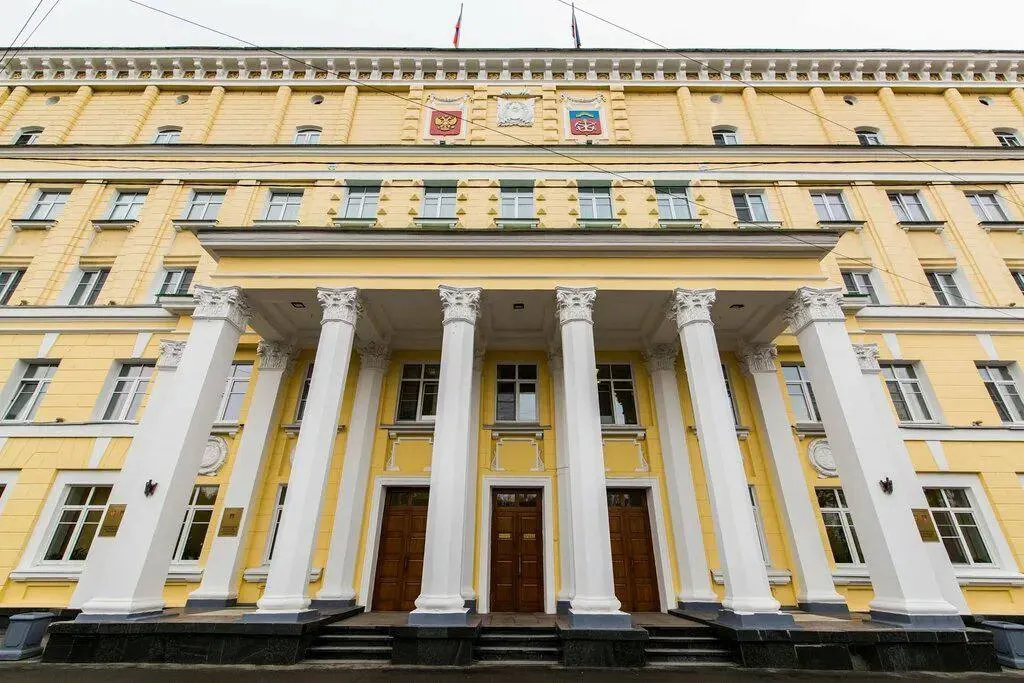 Губернатор отметил, что снижение коммерческого долга стало результатом совместной работы с Минфином и крупнейшими налогоплательщиками в условиях непростой экономической ситуации.