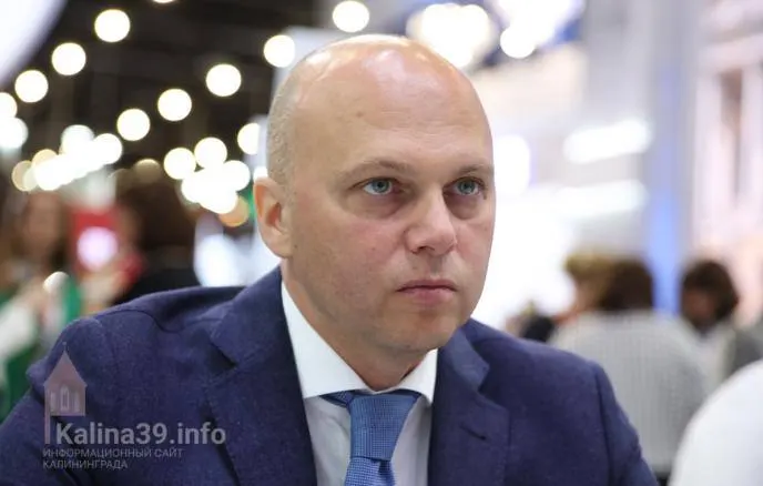 Губернатор Калининградской области Алексей Беспрозванных отказался от депутатского мандата, освободившееся место занял застройщик Олег Носырев, гендиректор «Рантау».